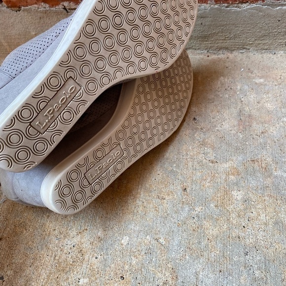 Linea Paolo Womens 9 Gray Ankle Boots Booties Wedge Sneakers - Picture 7 of 10